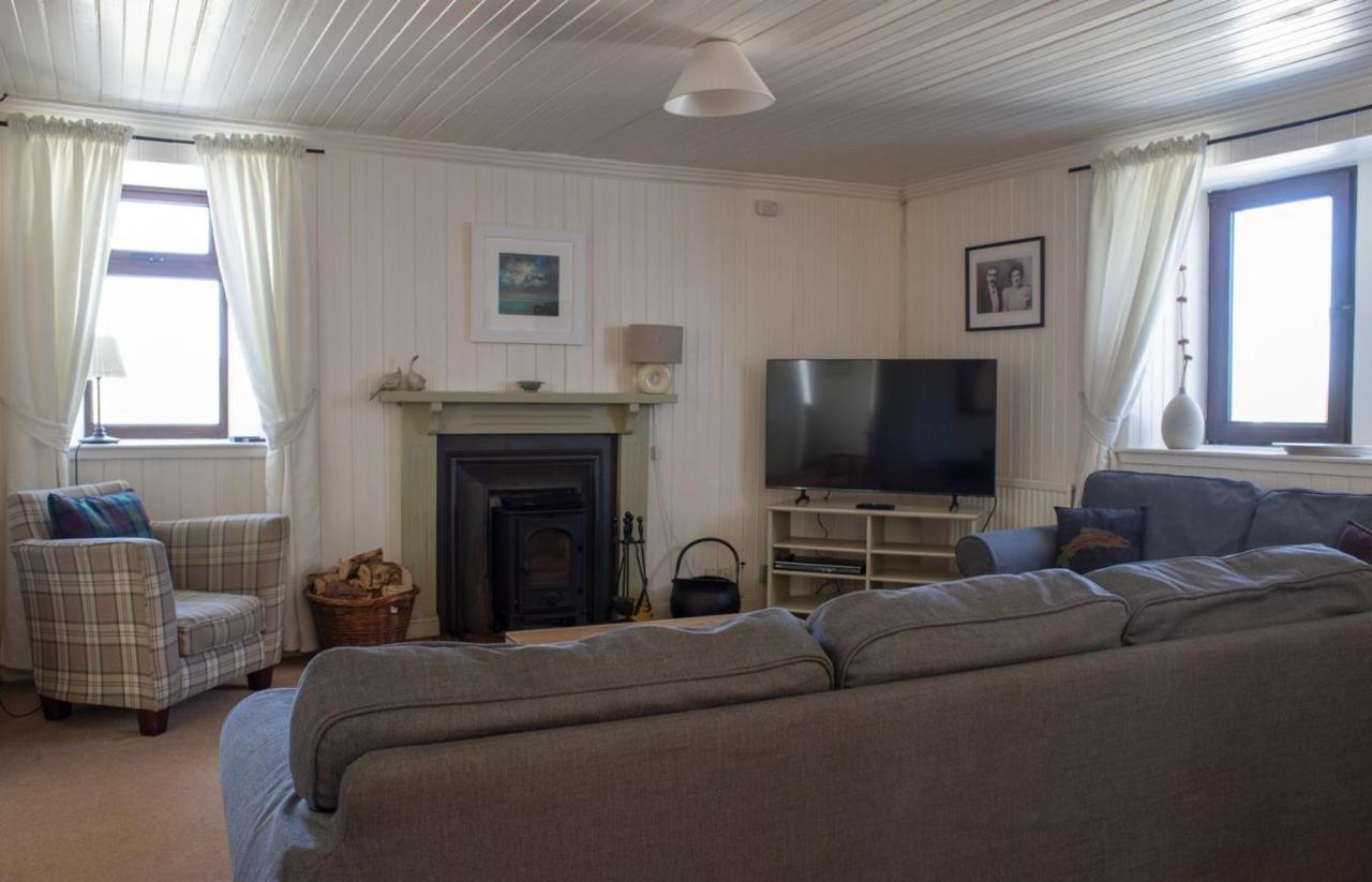 Ploughman'S Cottage Edinbane ภายนอก รูปภาพ