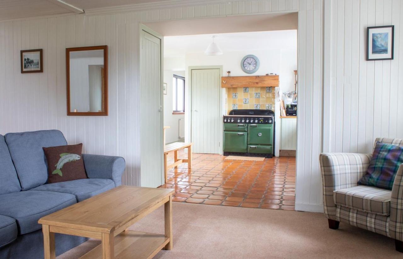 Ploughman'S Cottage Edinbane ภายนอก รูปภาพ