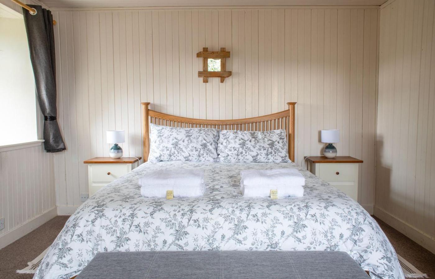 Ploughman'S Cottage Edinbane ภายนอก รูปภาพ